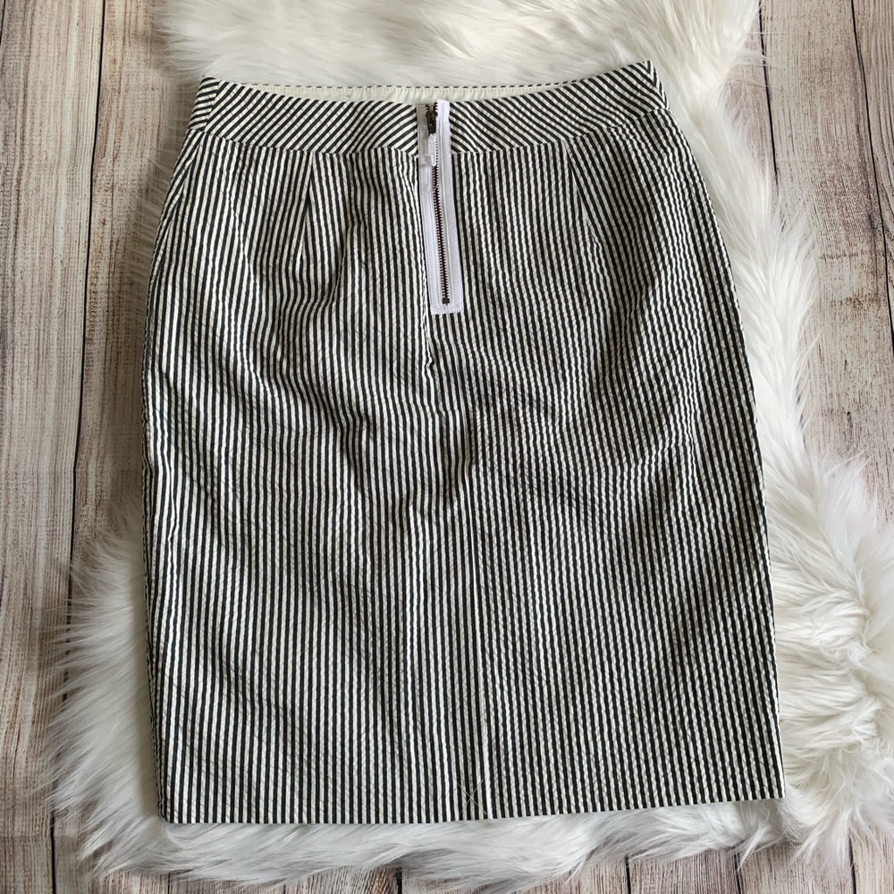 J. Crew Striped Seersucker The Pencil Skirt - Picture 4 of 5